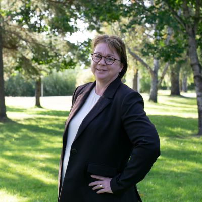 På armlängds avstånd