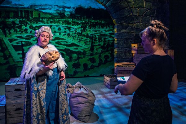 En pjäs om potatis blir till