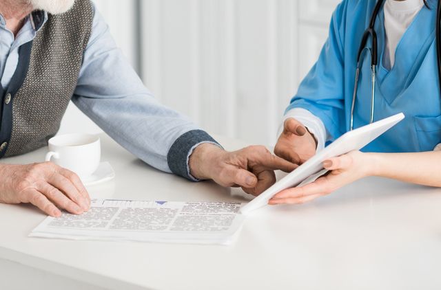 Digitaliseringen ger möjligheter för parterna i patientens vårdstig att mötas och att arbeta i team, utan att fysisk befinna sig i samma utrymme, så möjligheterna är gränslösa.