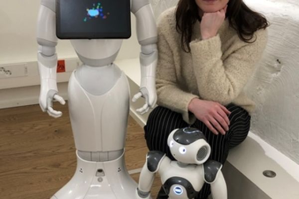 Närvårdare + robot = Ett effektivt team?