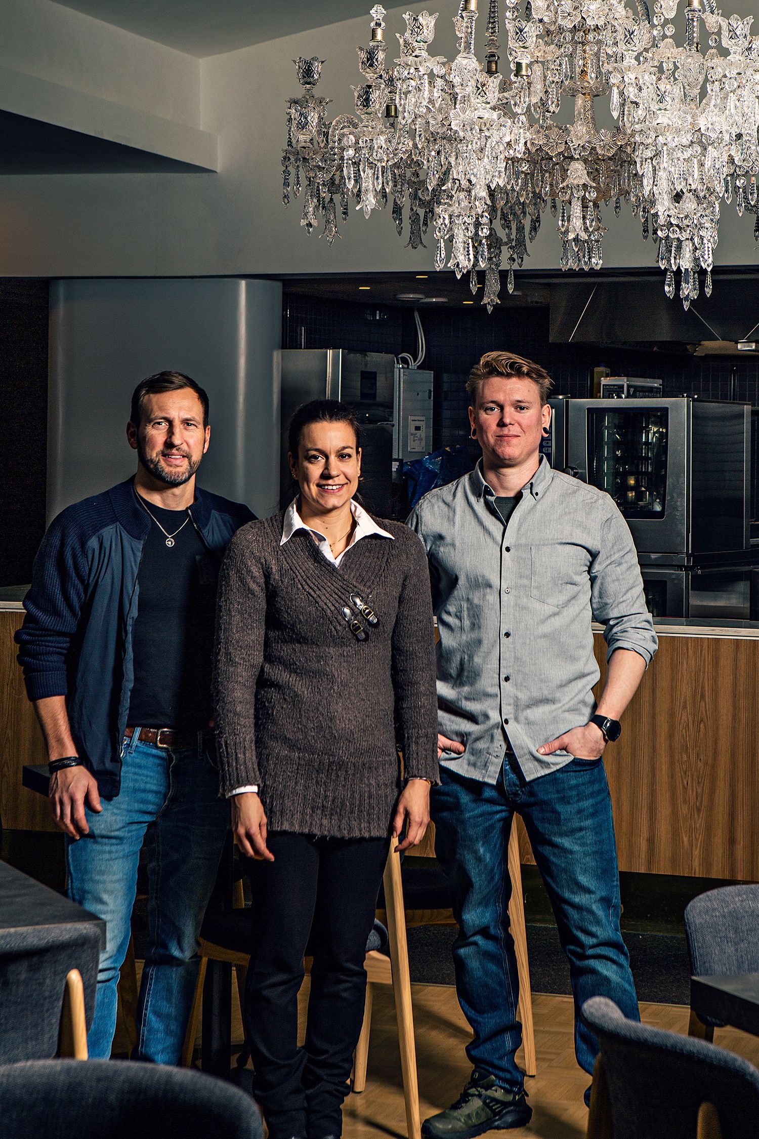 Bild: Krögaren Robert Ekman, restaurangchef Jessica Lindgren och köksmästare Ludwig Ahlström.