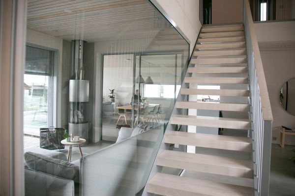 ETT SMART HEM FÖRENKLAR VARDAGEN - Praktiska erfarenheter av ett hem fullt av intelligenta lösningar